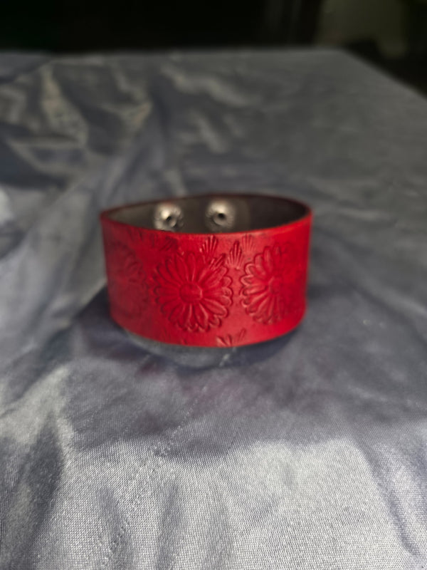 Cuff -RedSun