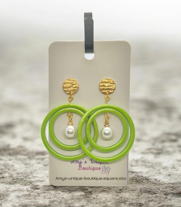 Saturn Pearl Earrings