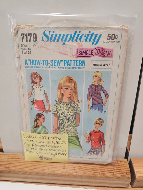 Simplicity 7179 pattern