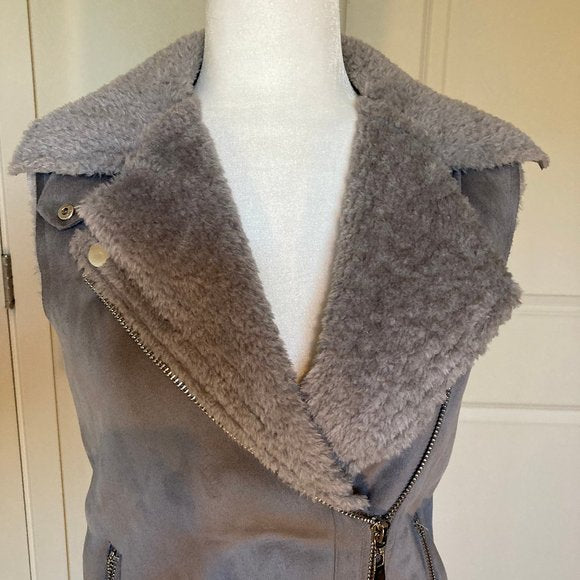 NWT Love Token Long Gray Zipper Fleece-lined Vest