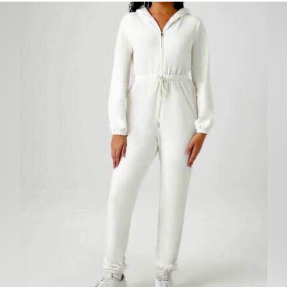 NWT Forever 21 Hooded Velour Casual Jumpsuit in White