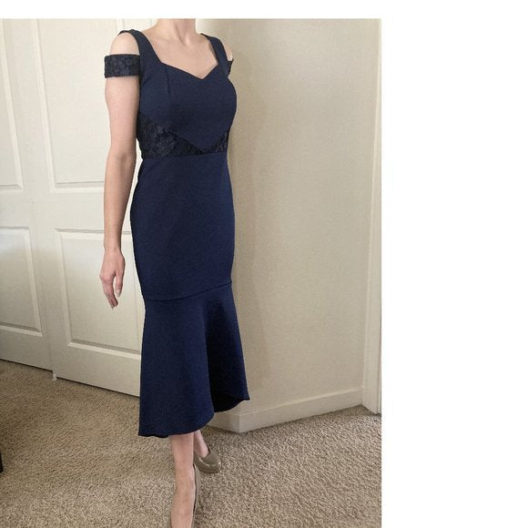 NWT - Enfocus Studios Navy Blue Cold Shoulder Hi-Lo Midi Dress