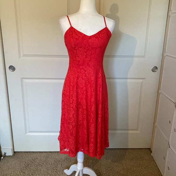 MaiTai Lace Strappy V Neck Cocktail Dress