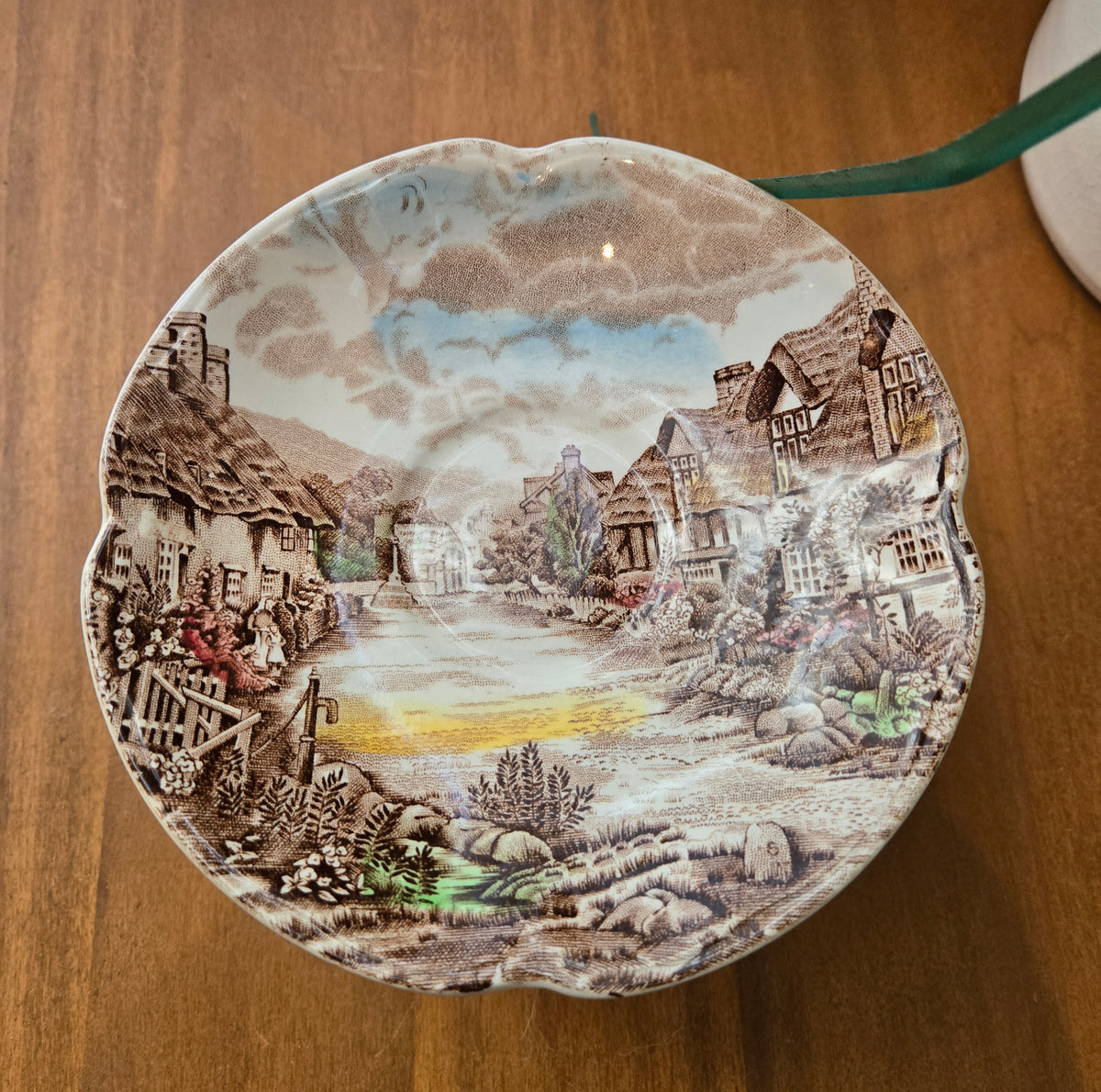 brown soap dish
