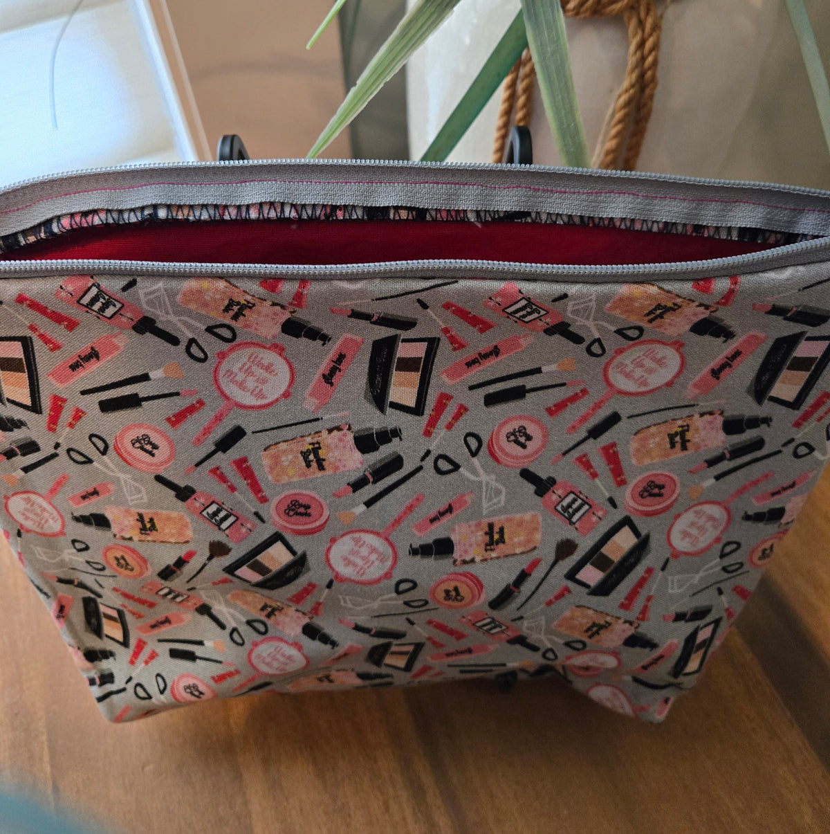 makeup travel bag