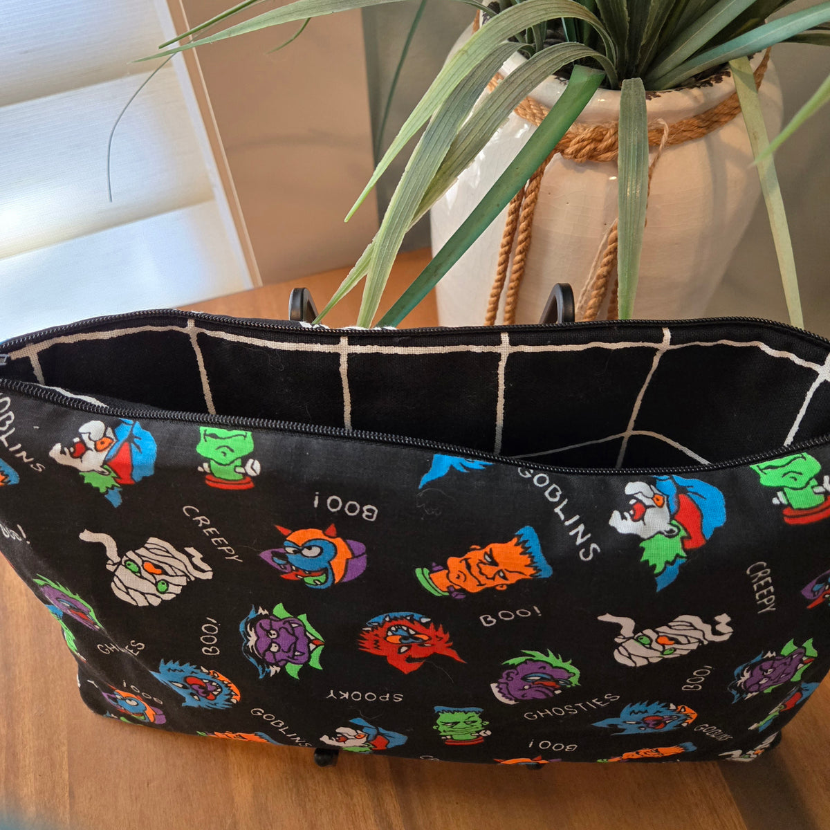 vintage halloween tablet bag