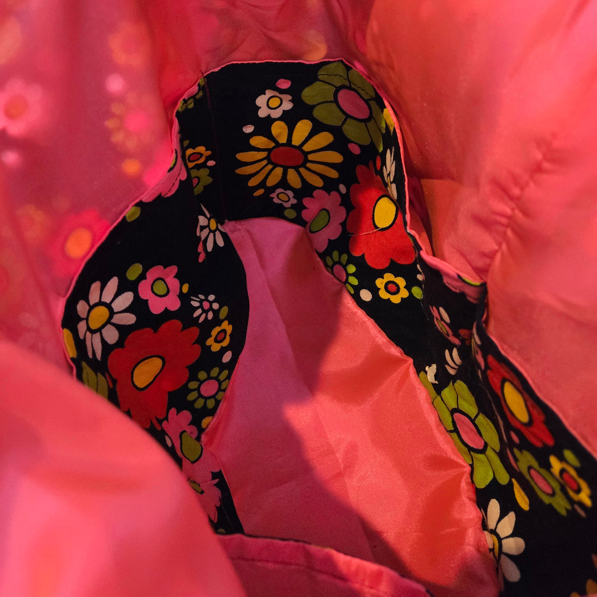retro flower sling purse