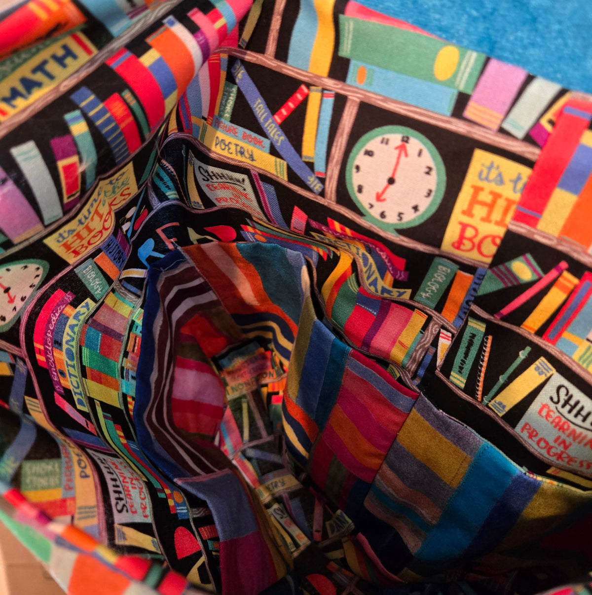 library print sling purse