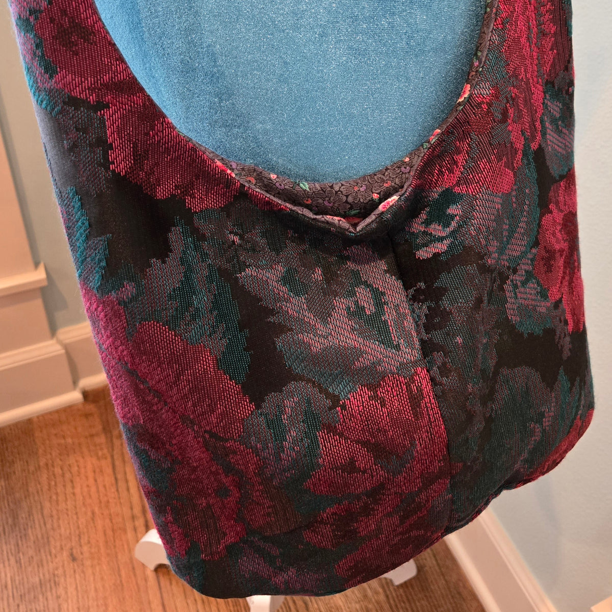80's fabric sling purse