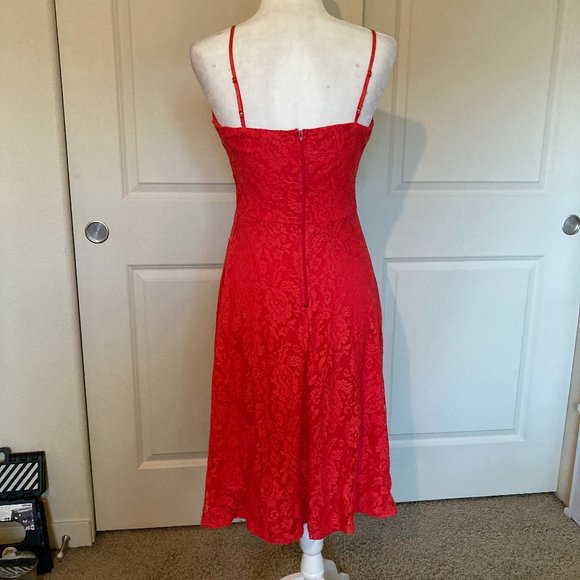 MaiTai Lace Strappy V Neck Cocktail Dress