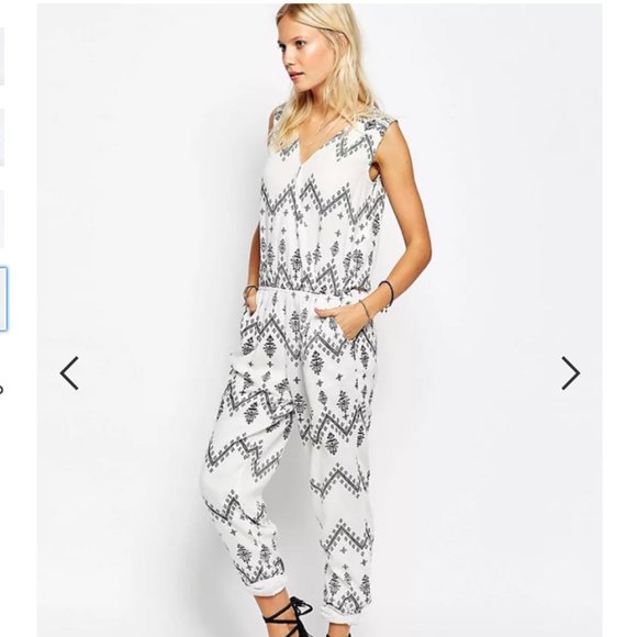 Vila Sleeveless Zig Zag Printed VITOKYO JUMPSUIT