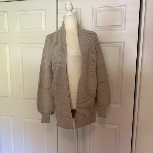 Aritzia Wilfred Darcey Open Cardigan Sweater in Beige Tan Khaki Nude