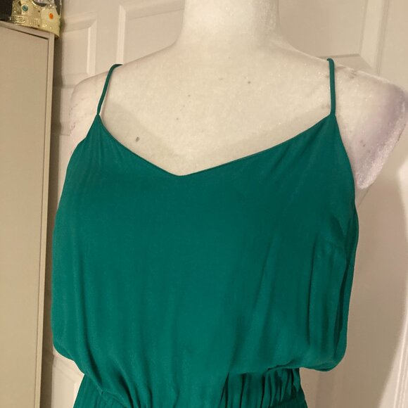 Topshop Tapered Leg Spaghetti Strap V-Neck Jumpsuit in Emerald Green