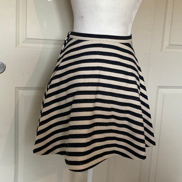 Greylin (Anthropologie) Knit Navy Blue & Cream Striped Skater Skirt Size 0