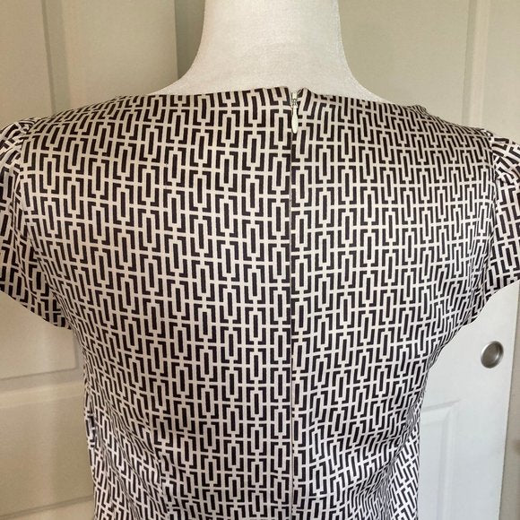 Banana Republic Geometric Print B&W Shift dress