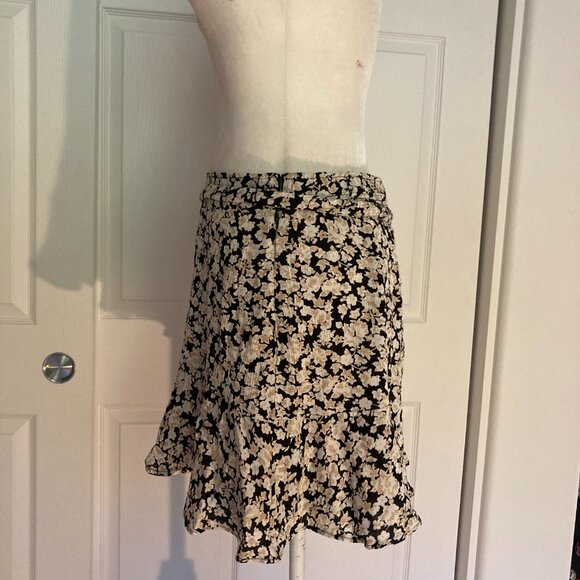 NWT Abercrombie & Fitch Ruffle Hem Mini Skort - Black Floral