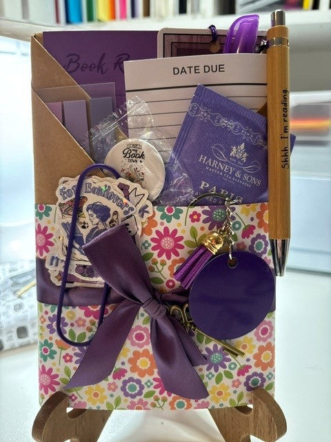 Blind Date w/Book  Romance/Chic Lit