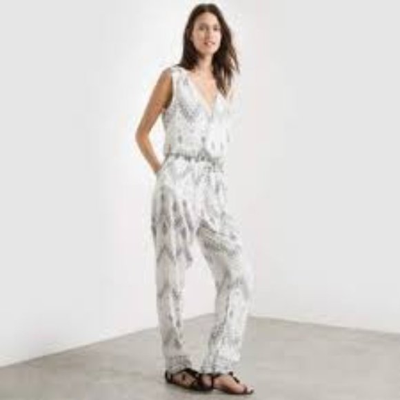 Vila Sleeveless Zig Zag Printed VITOKYO JUMPSUIT