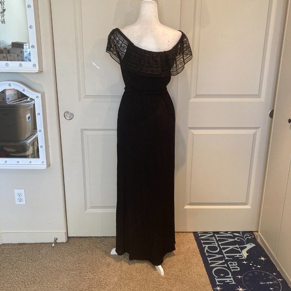Apt. 9 Off-the-Shoulder Lace Maxi Dress in Black