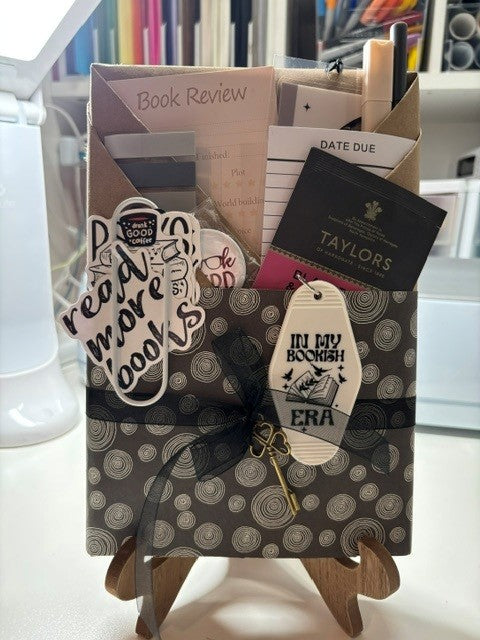 Blind Date w/Book True Crime/Thriller