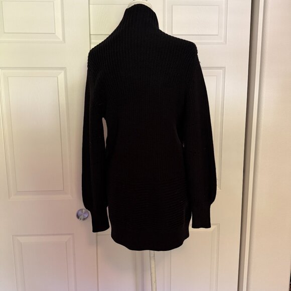 Aritzia Wilfred Darcey Open Cardigan Sweater in Black