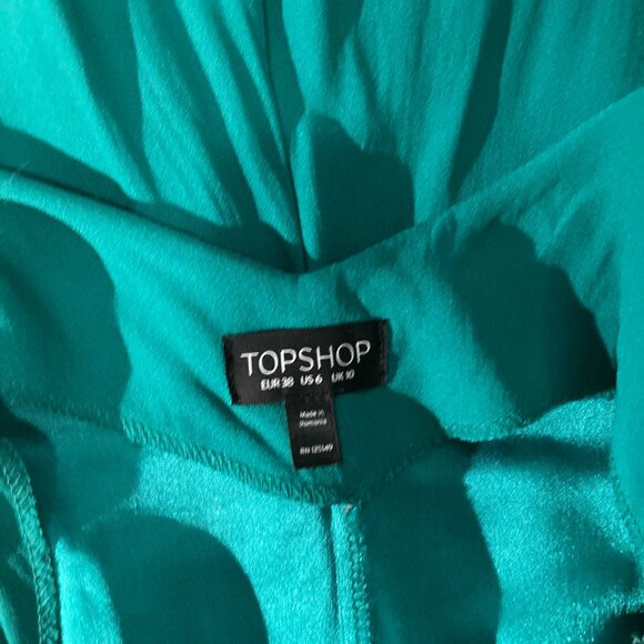 Topshop Tapered Leg Spaghetti Strap V-Neck Jumpsuit in Emerald Green