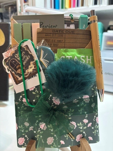 Blind Date w/Book  Historical/Women