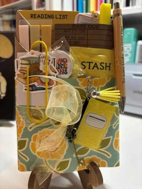 Blind Date w/Book  Mystery/Romance