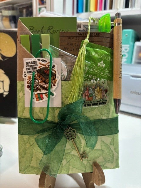 Blind Date w/Book  Mystery/Suspense