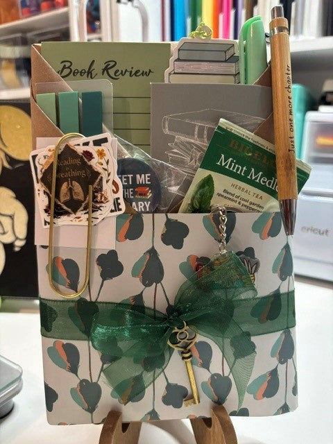 Blind Date w/Book  Mystery/Thriller