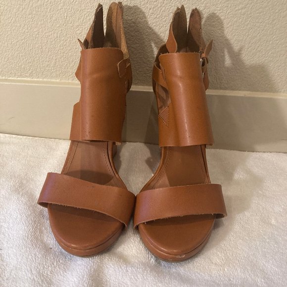 EXPRESS Tan Wedge Sandals