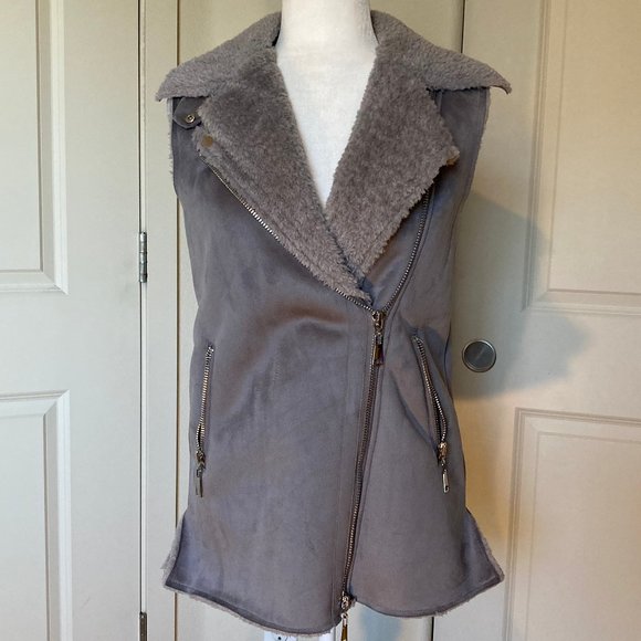 NWT Love Token Long Gray Zipper Fleece-lined Vest