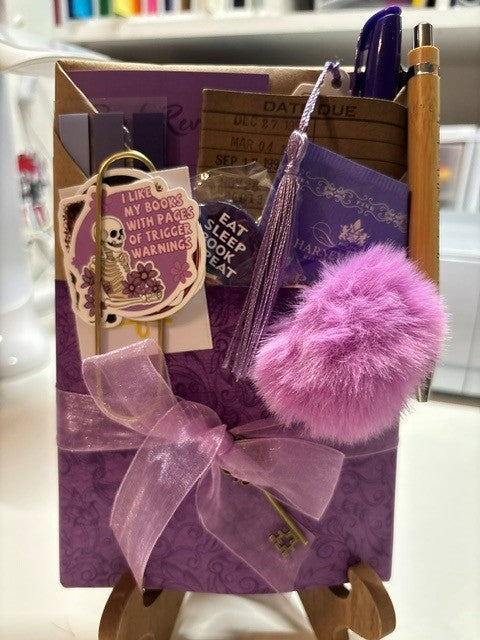 Blind Date w/Book  Mystery/Fantasy