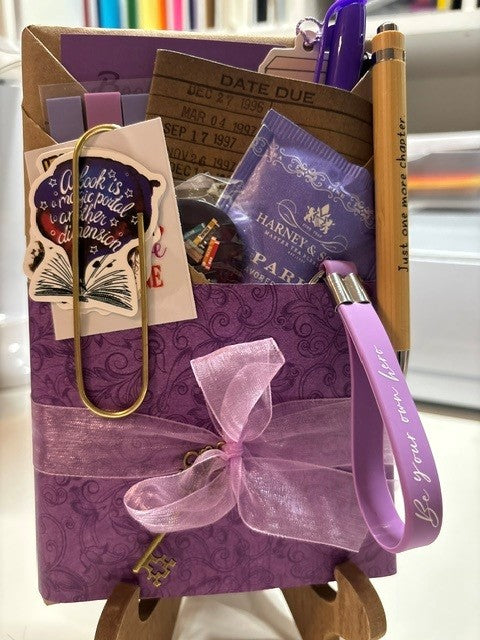 Blind Date w/Book  Thriller/Suspense