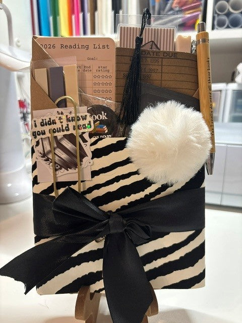 Blind Date w/Book  Thriller/Mystery