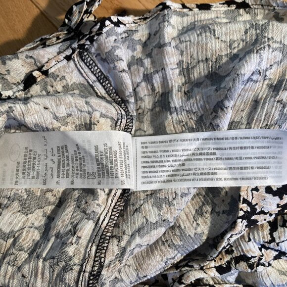 NWT Abercrombie & Fitch Ruffle Hem Mini Skort - Black Floral