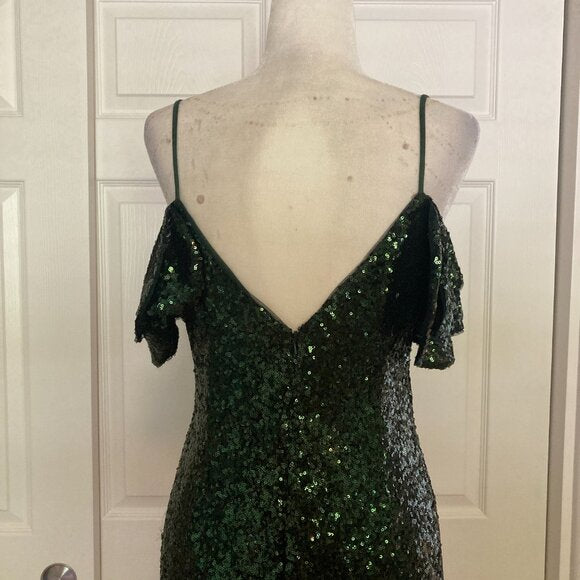 NWT Theia Floor-Length Sequin Gown in Hunter Green
