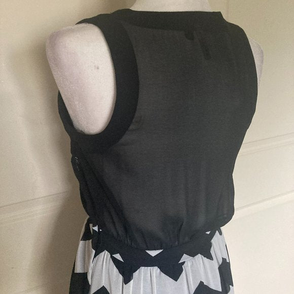 Heartsoul Black & White Chevron Chiffon Long Maxi Dress