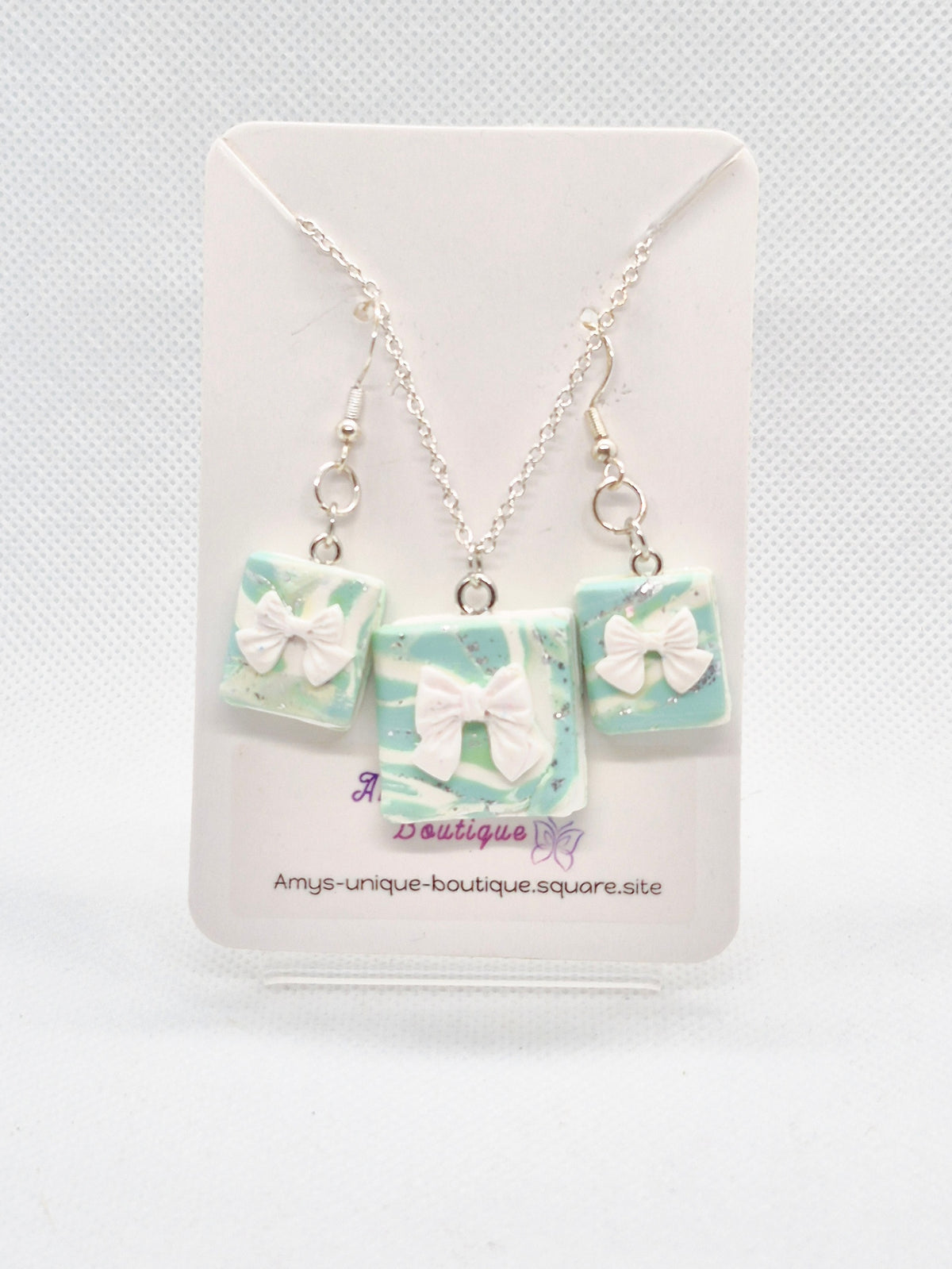 Book Lovers Earrings & Necklace Set