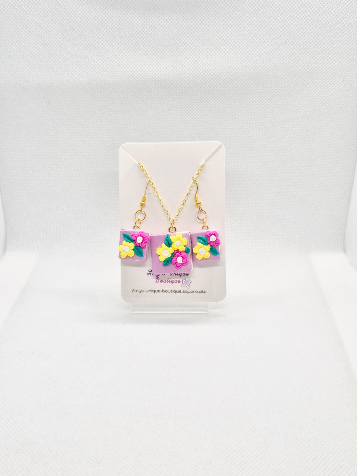 Book Lovers Earrings & Necklace Set