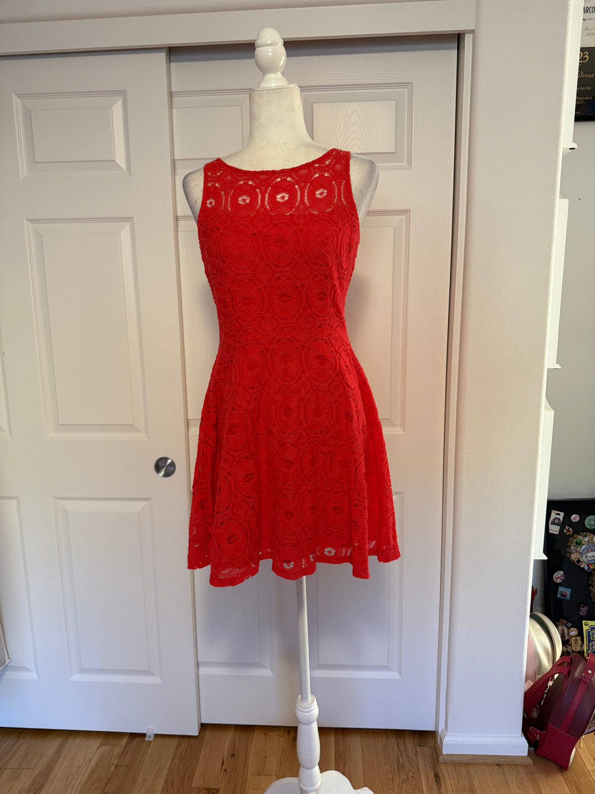 BB DAKOTA 'RENLEY' LACE FIT & FLARE CORAL DRESS sz 4