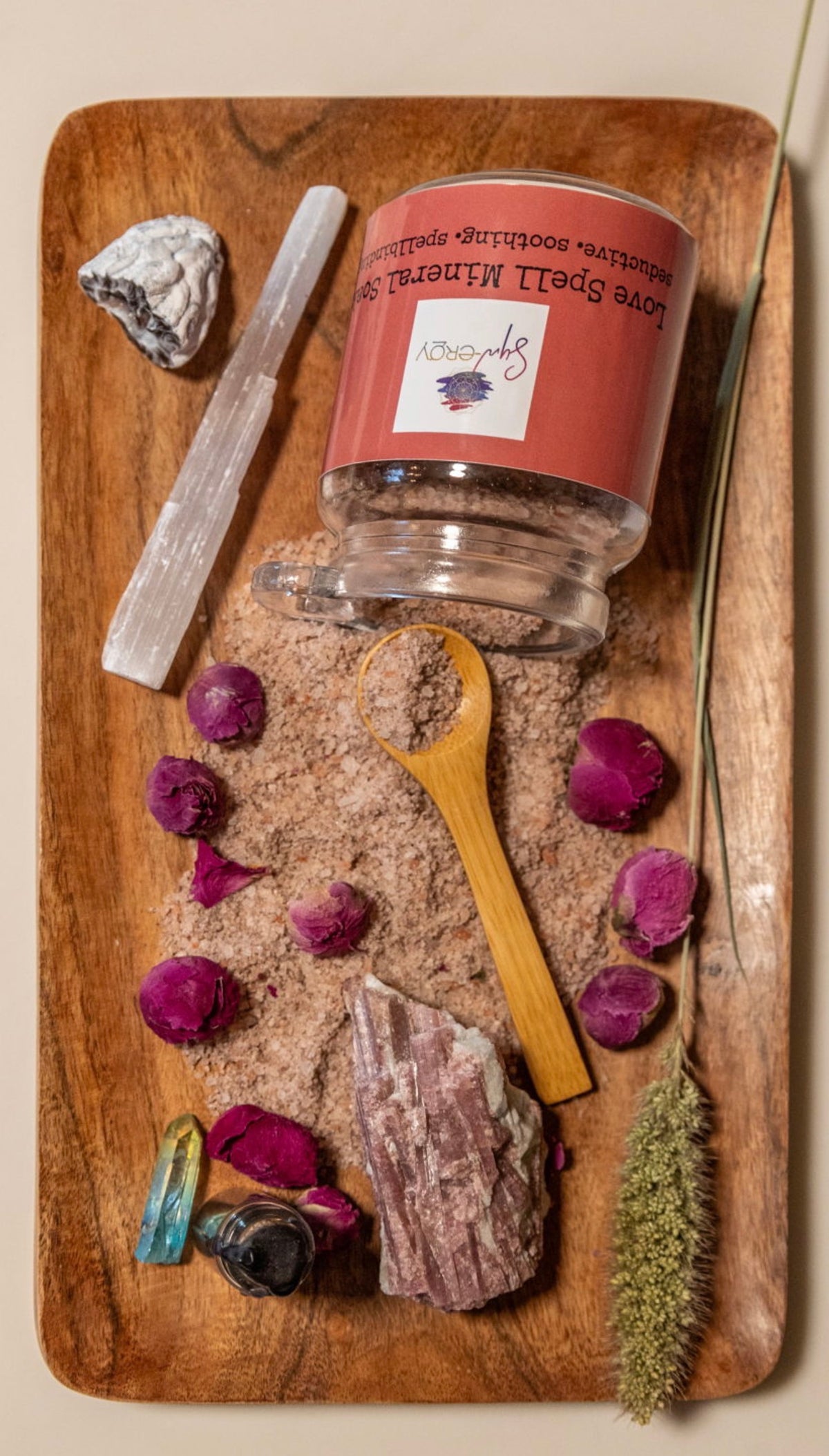 Love Spell Mineral Bath Soak – 8 oz
