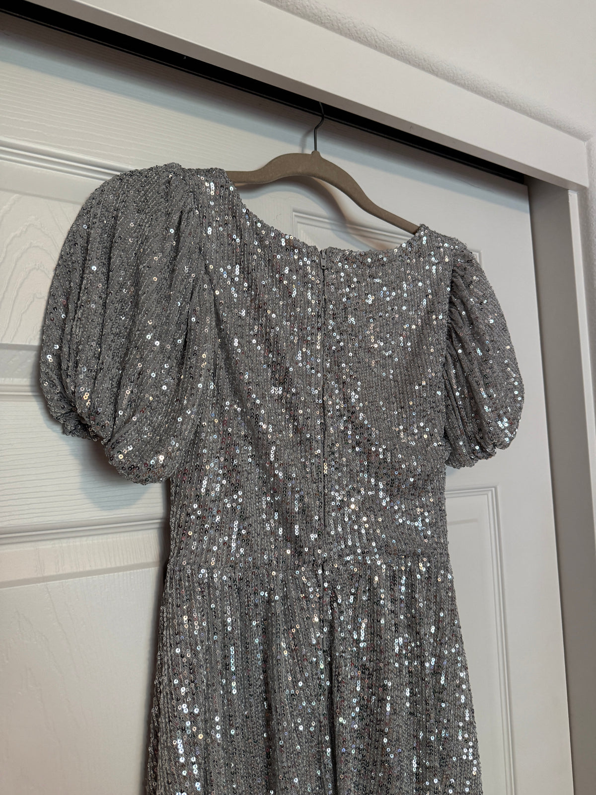 Junior's SO Sequin Puff Sleeve Dress - Silver