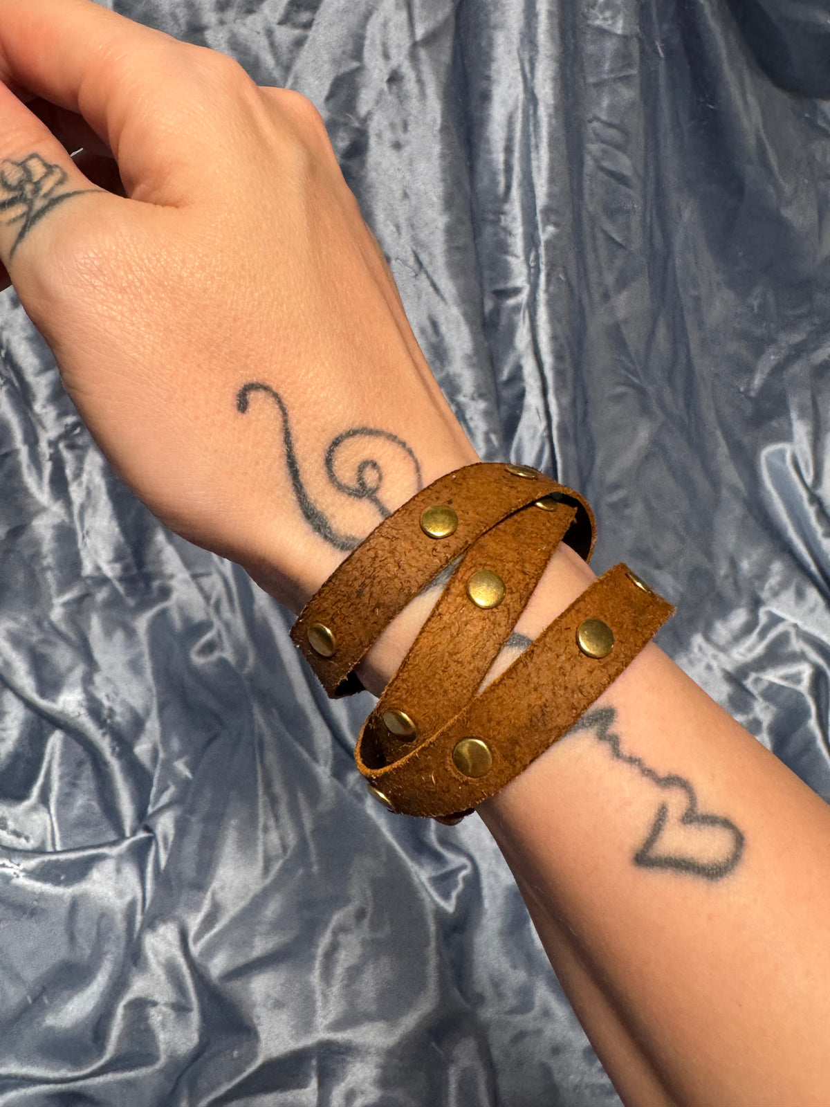 Wrap Bracelet - Brown/Stud