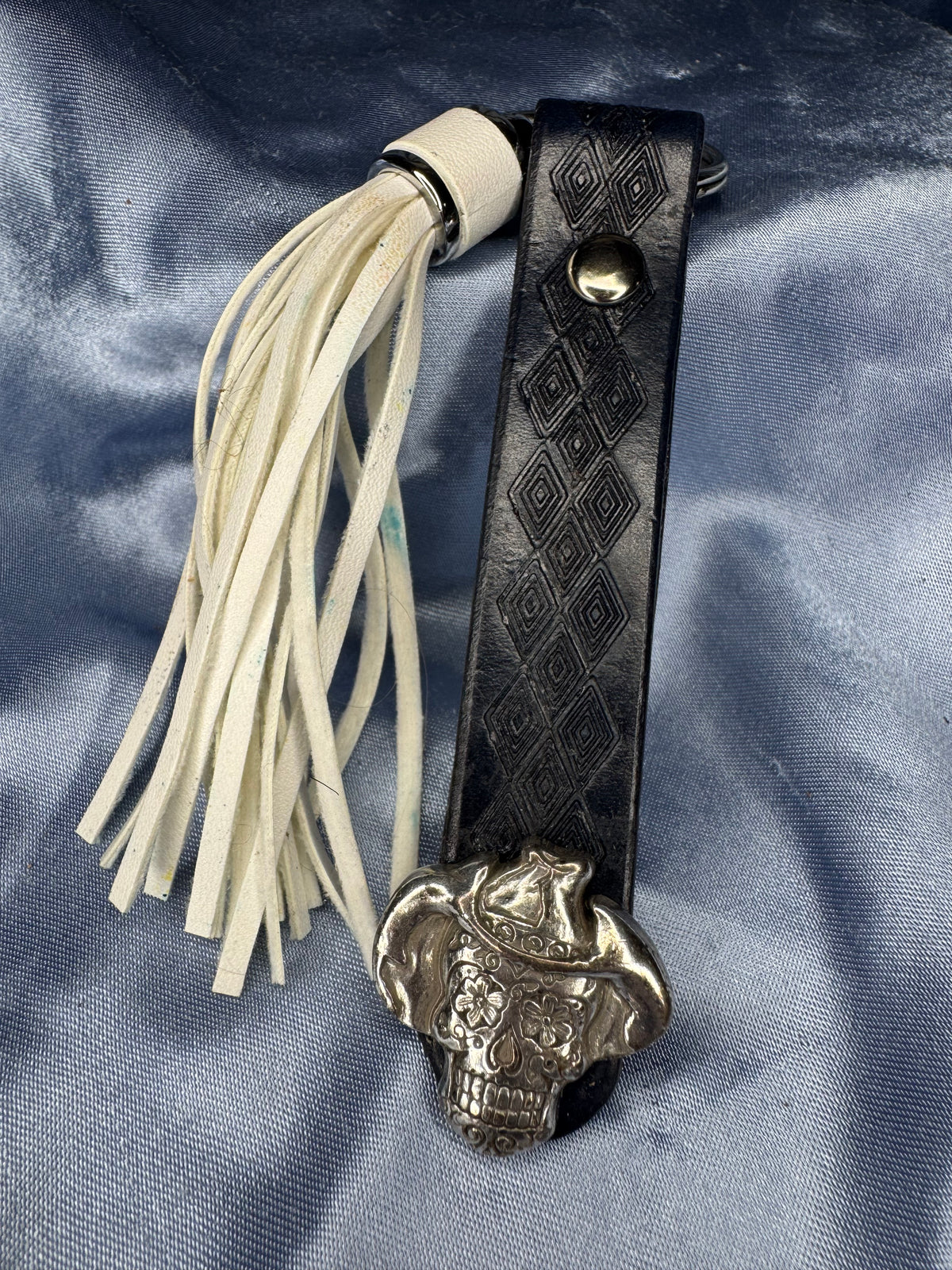Keychain - White Skull