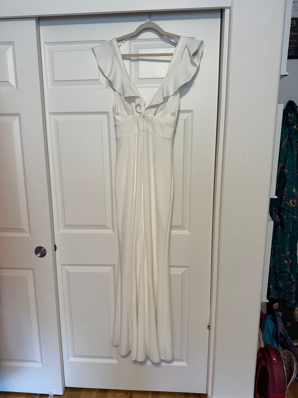 NWT DB Studio Ruffled V-Neck Gown in Ivory