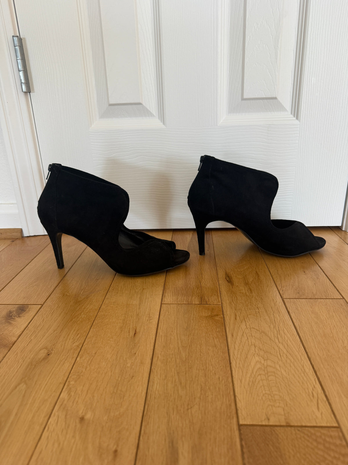 IMPO Black Peep Toe Cutout Scallop Heels w/ Zip Back