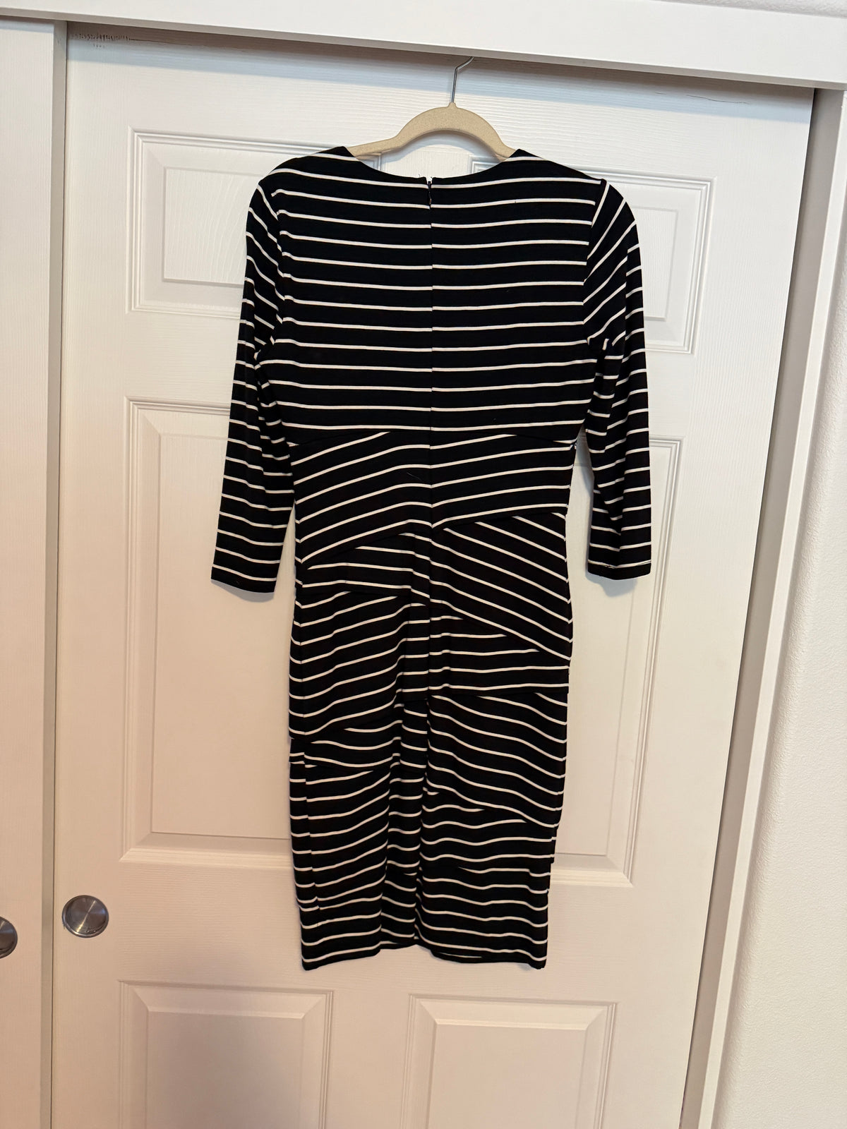 WHBM 3/4 Sleeve Slimming Black-White Stripe Dress