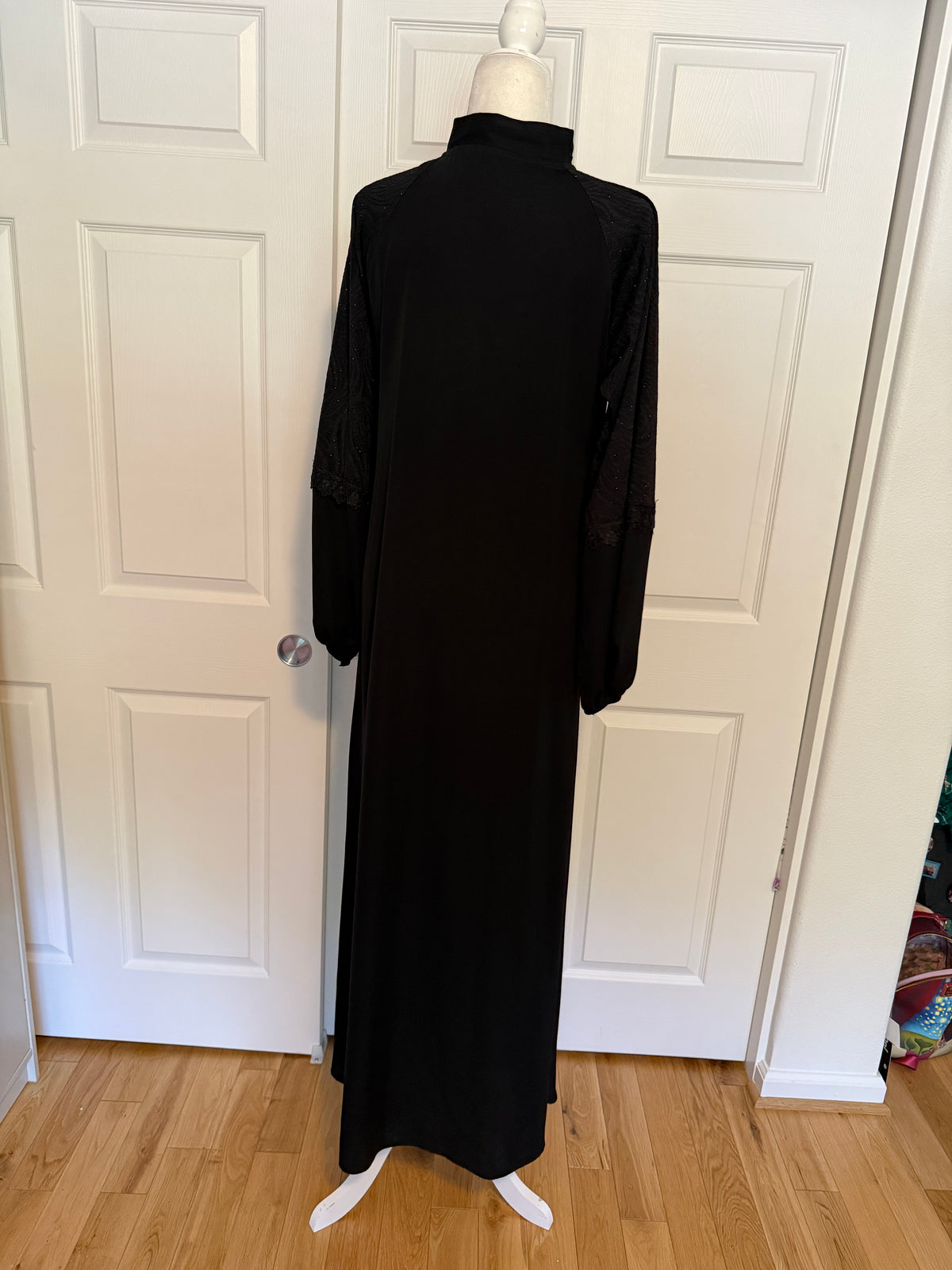 Gorgeous Black Semi-sheer shimmer lace zip up housecoat robe