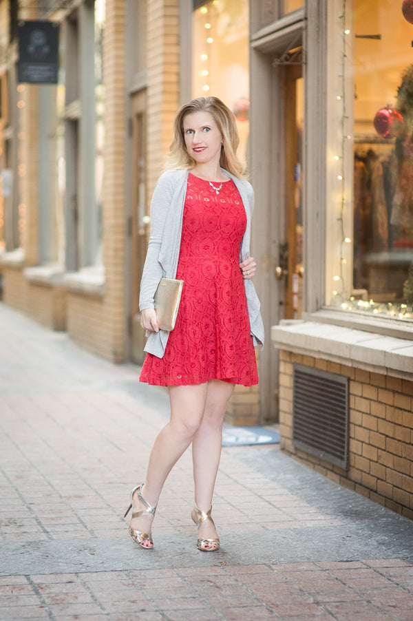 BB DAKOTA 'RENLEY' LACE FIT & FLARE CORAL DRESS sz 4